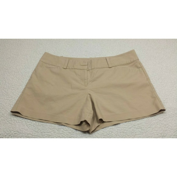 Ann Taylor Pants - Ann Taylor khaki shorts size 14